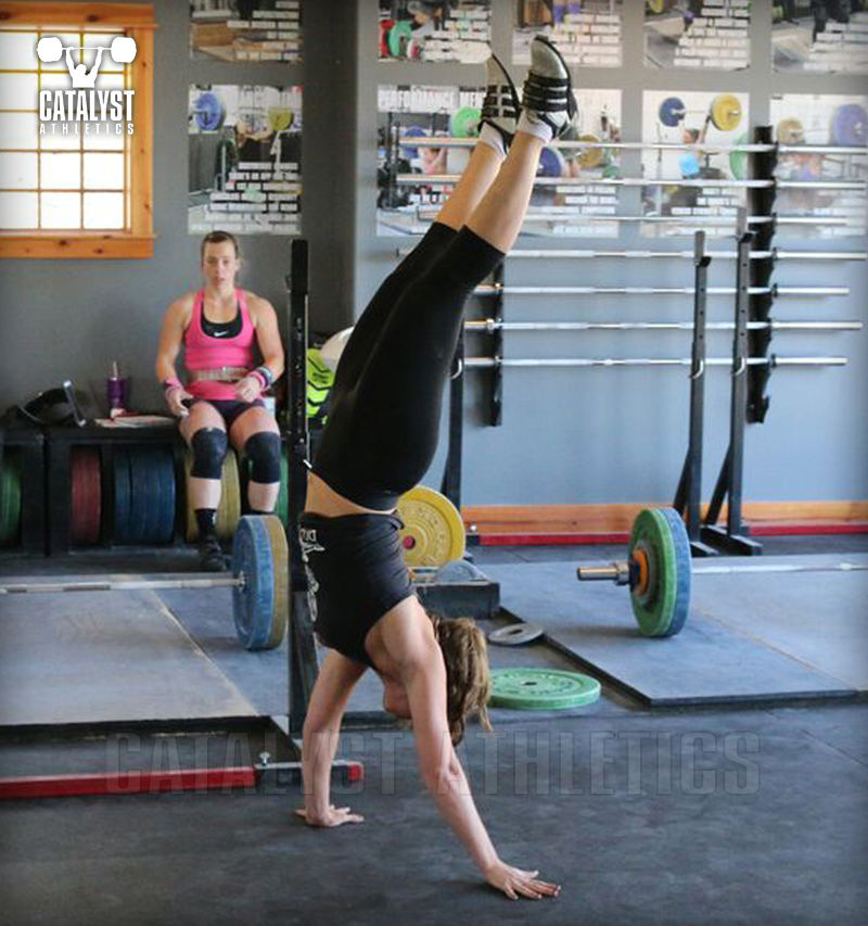 How To Safely Incorporate Gymnastics Movements into Strength Training ...